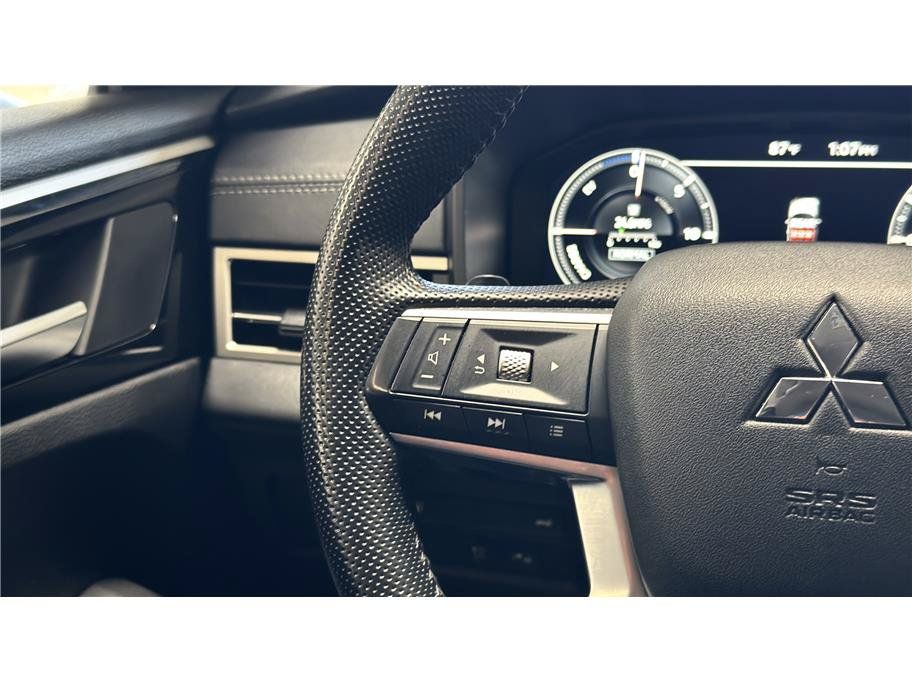 Used 2024 Mitsubishi Outlander Ralliart AWD/4WD image 28