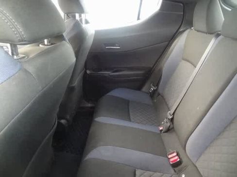 Used 2021 Toyota C-HR image 7