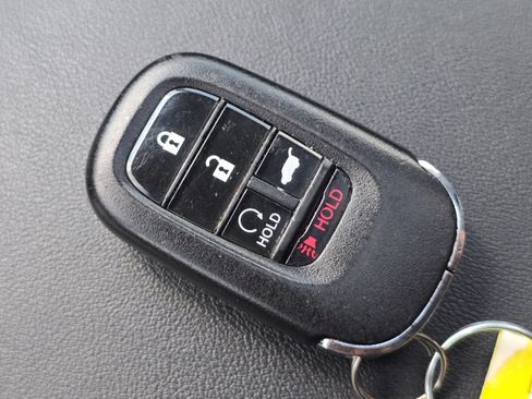 Used 2024 Honda HR-V EX-L image 33