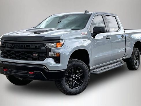 Certified 2025 Chevrolet Silverado 1500 Custom Trail Boss AWD/4WD image 3