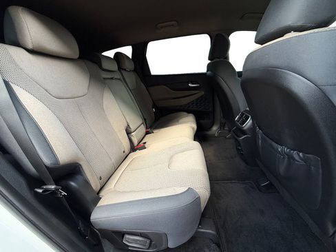 Used 2020 Hyundai Santa Fe SE w/ Cargo Package FWD image 18