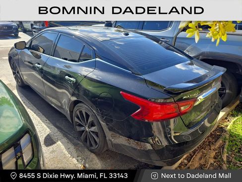 Used 2017 Nissan Maxima SR w/ Midnight Edition image 3