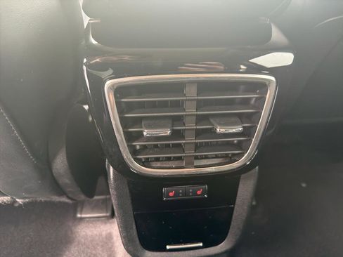 Used 2023 Lincoln Nautilus Reserve AWD/4WD image 19