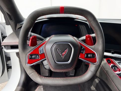 Used 2022 Chevrolet Corvette Stingray Premium Cpe w/ Z51 Performance Package RWD image 10