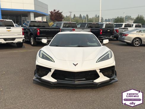 Used 2020 Chevrolet Corvette Stingray Coupe w/ Battery Protection Package RWD image 9