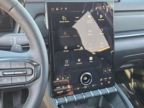 New 2026 GMC Terrain AT4 w/ Technology Package II AWD/4WD image 12