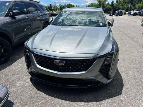 Used 2025 Cadillac CT5 Premium Luxury RWD image 8