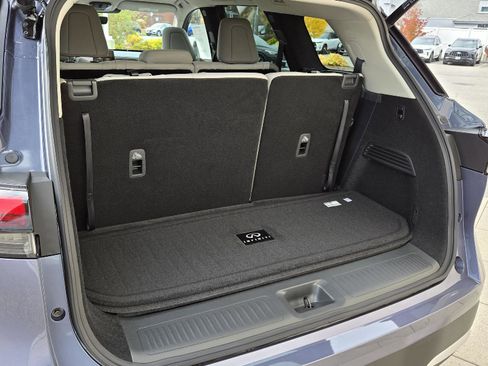 New 2026 INFINITI QX60 Luxe w/ Cargo Package image 19