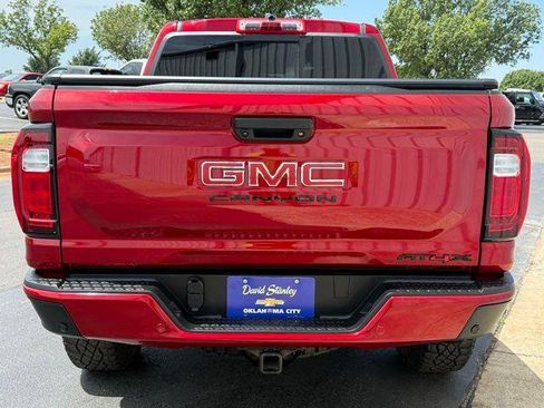 Used 2024 GMC Canyon AT4X AWD/4WD image 15