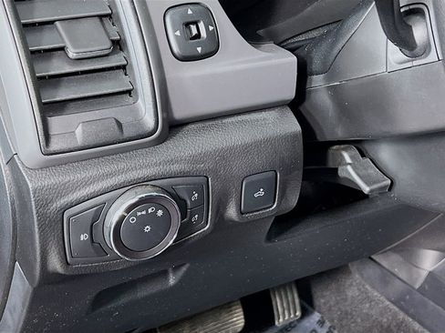 Used 2020 Ford Ranger XL w/ Equipment Group 101A Mid image 9