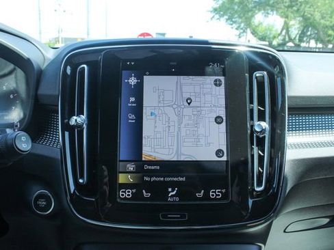 Used 2021 Volvo XC40 T5 R-Design w/ Advanced Package AWD/4WD image 22