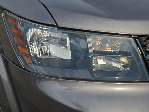 Used 2020 Dodge Journey Crossroad w/ Popular Equipment Group image 4