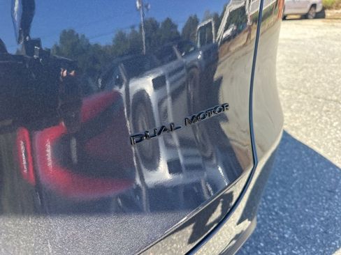 Used 2021 Tesla Model Y Performance image 31