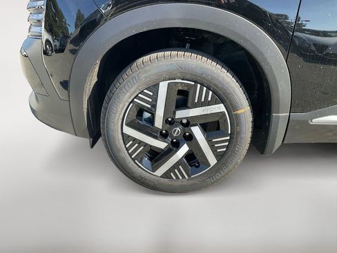 New 2026 Nissan Kicks SV image 37