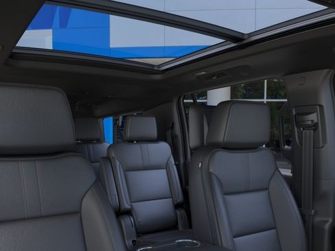 New 2026 Chevrolet Suburban RST w/ Advanced Technology Package AWD/4WD image 26