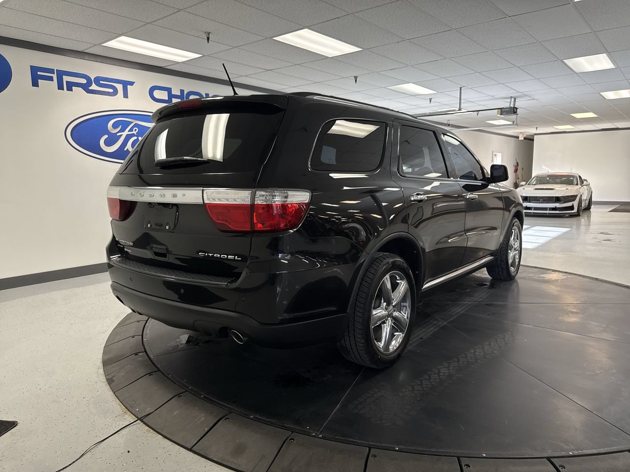 Used 2012 Dodge Durango Citadel w/ Skid Plate Group AWD/4WD image 8