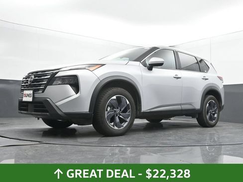 Used 2025 Nissan Rogue SV FWD image 42