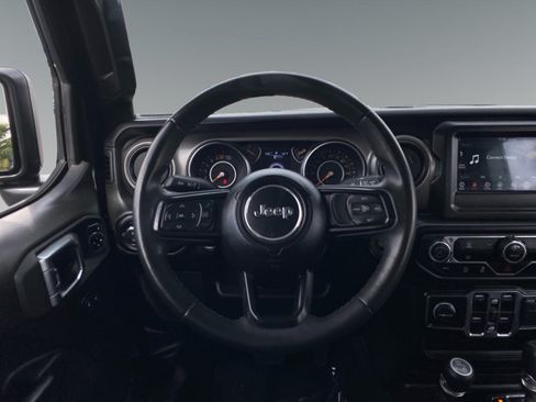 Used 2023 Jeep Gladiator Sport AWD/4WD image 12