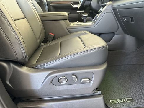 New 2026 GMC Sierra 1500 Denali w/ Technology Package image 41