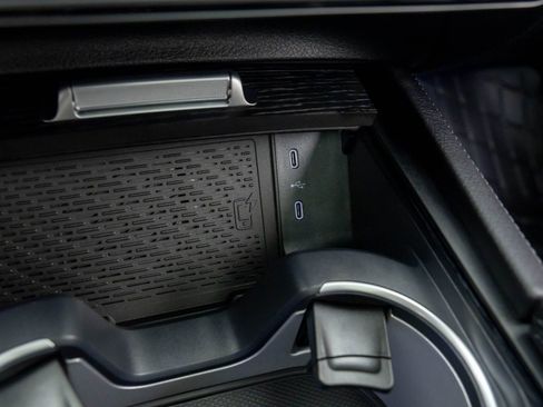 New 2026 Mercedes-Benz GLS 580 4MATIC image 26