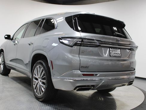 Used 2025 Buick Enclave Avenir image 7