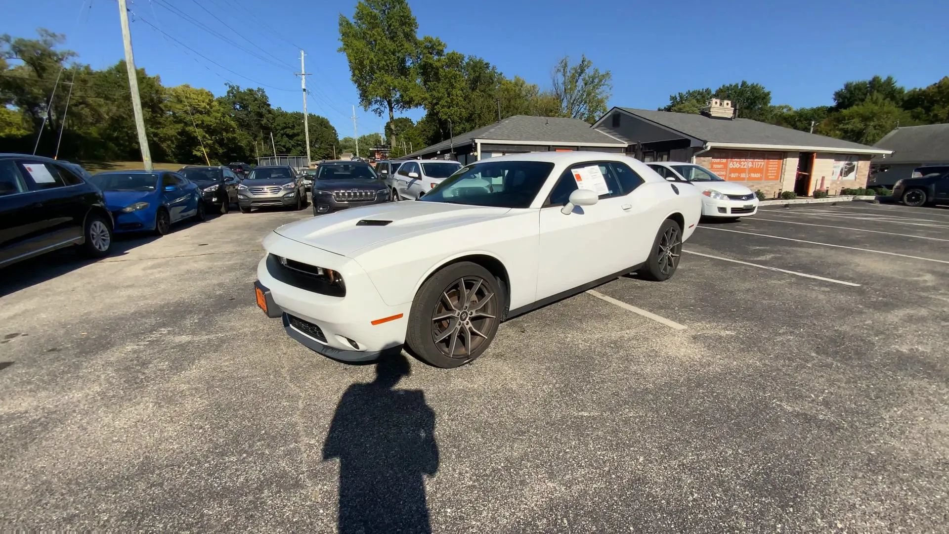 Used 2017 Dodge Challenger SXT RWD image 4