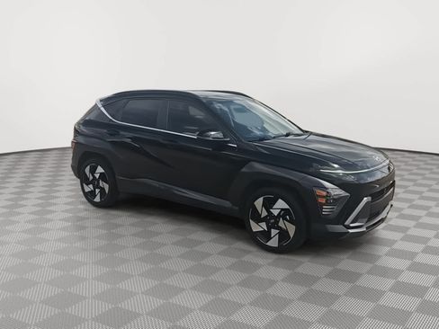 Used 2024 Hyundai Kona Limited FWD image 2