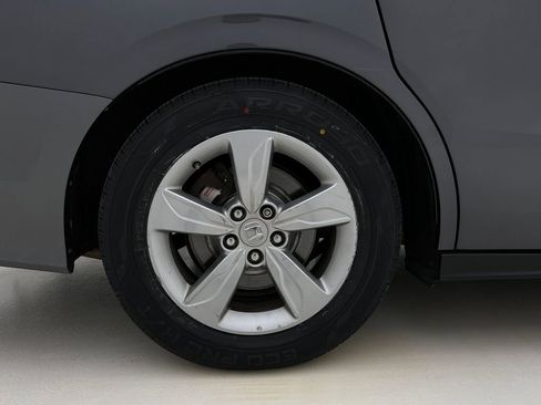 Used 2018 Honda Odyssey EX-L image 28