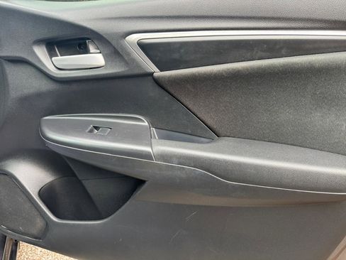 Used 2019 Honda Fit LX image 18