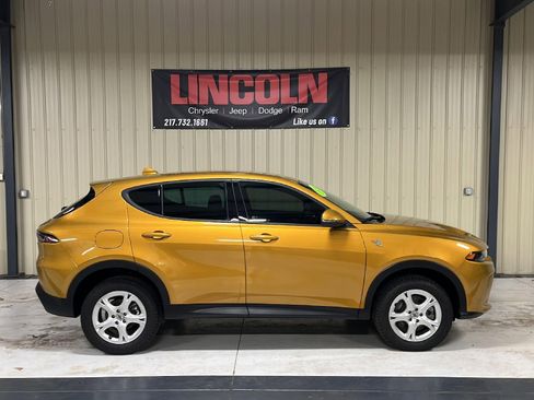 Used 2024 Dodge Hornet GT image 9