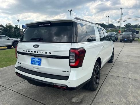 Used 2024 Ford Expedition Max Limited RWD image 7