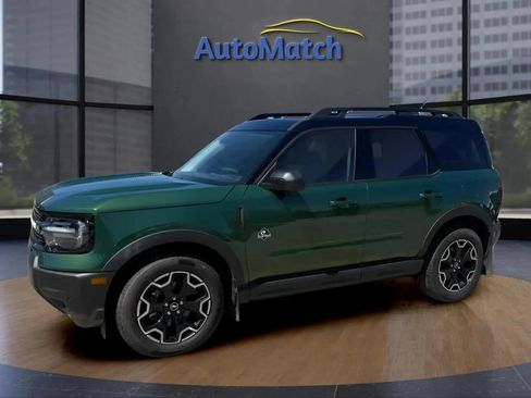 Used 2025 Ford Bronco Sport Outer Banks w/ Outer Banks Tech Package+ AWD/4WD image 4
