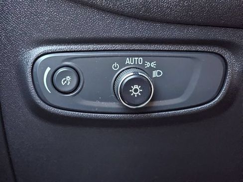 Used 2024 Chevrolet Equinox LT FWD image 20