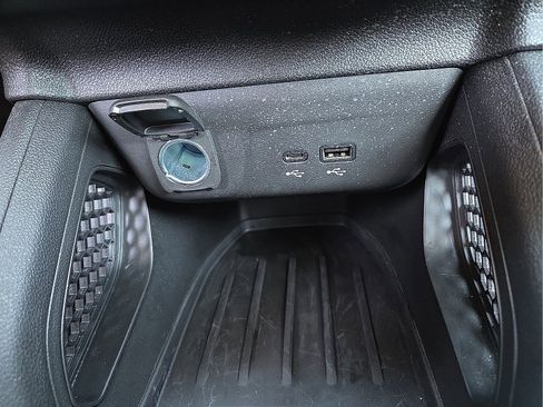 Used 2024 Chevrolet TrailBlazer LT w/ Driver Confidence Package image 20