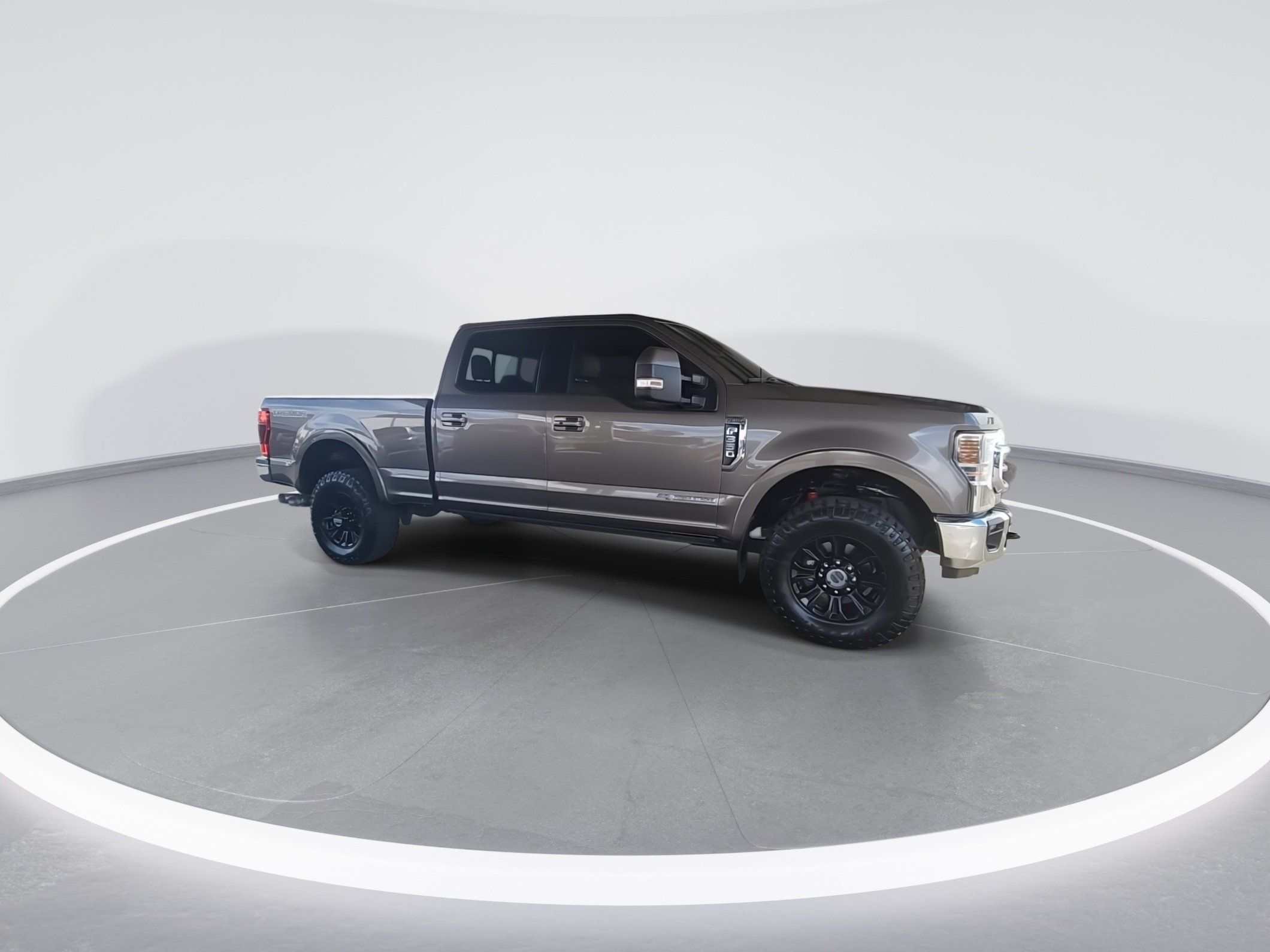 Used 2022 Ford F350 Lariat w/ Tremor Off-Road Package AWD/4WD image 9