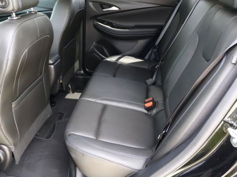 Used 2025 Buick Encore GX Sport Touring w/ Advanced Technology Package FWD image 22