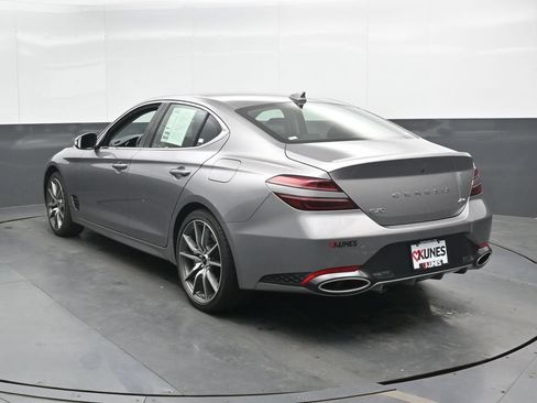 Used 2025 Genesis G70 2.5T AWD/4WD image 10