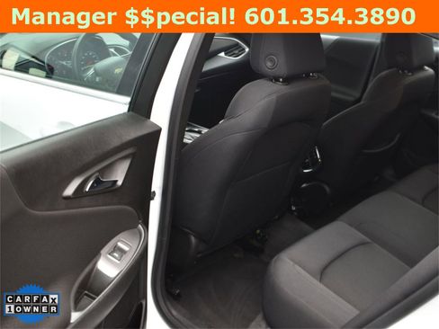 Used 2024 Chevrolet Malibu LT image 13