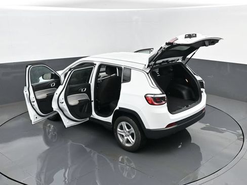 Used 2023 Jeep Compass Sport AWD/4WD image 25