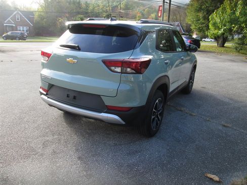 Used 2025 Chevrolet TrailBlazer LT image 5