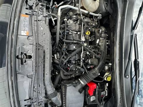 Used 2022 Ford Escape Titanium w/ Class II Trailer Tow Package AWD/4WD image 12