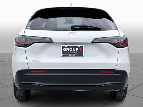 Used 2026 Honda HR-V LX image 4