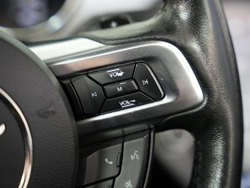 Used 2017 Ford Mustang GT Premium image 14