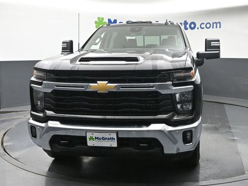 New 2026 Chevrolet Silverado 2500 LT w/ All Star Edition AWD/4WD image 6