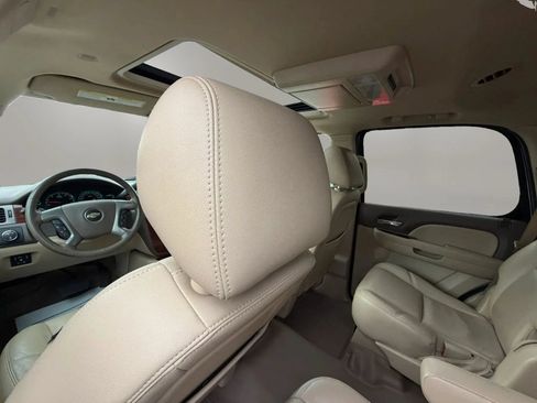 Used 2013 Chevrolet Tahoe LTZ AWD/4WD image 20