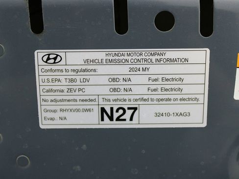 Used 2024 Hyundai Ioniq 5 SE image 35