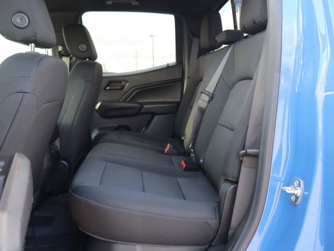 Used 2025 Chevrolet Colorado Trail Boss image 10