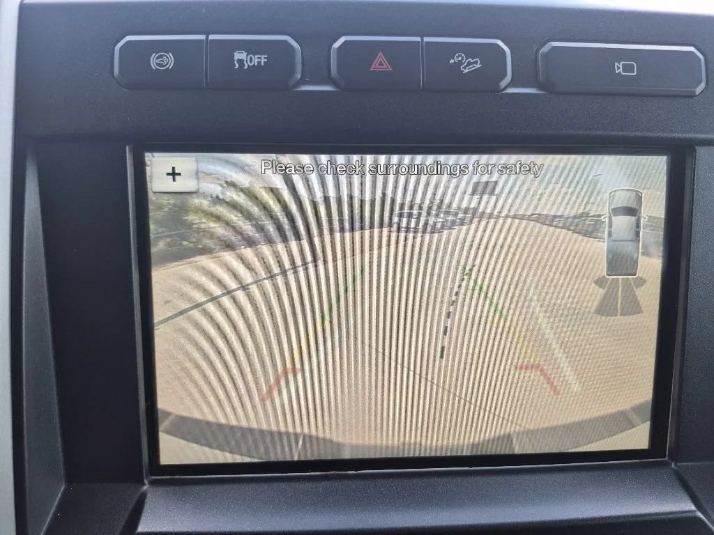 Used 2017 Ford F250 Lariat w/ Lariat Value Package AWD/4WD image 31