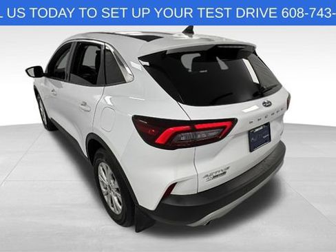 Used 2023 Ford Escape Active image 5