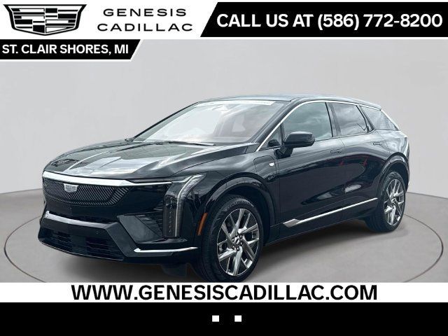Certified 2025 Cadillac Optiq Luxury 2 w/ LPO, Floor Liner Package AWD/4WD image 1
